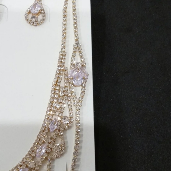 3pcs Rhinestone Princess Necklace Set - Picture 3 of 4